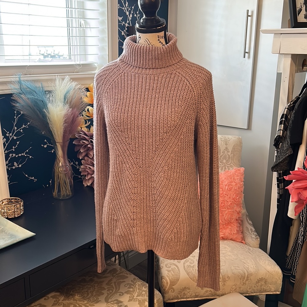 Women's Ribbed Turtleneck Sweater - Dusty Rose